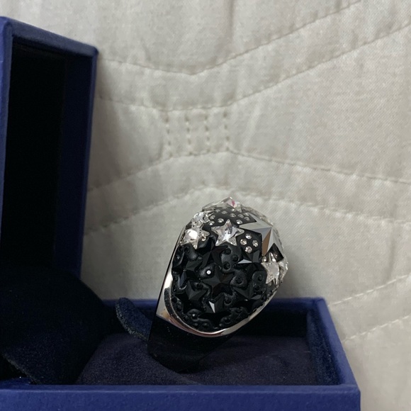 Genuine Swarovski Crystal Fizz Star Cocktail Ring Size 58/Size 8 - Picture 3 of 16